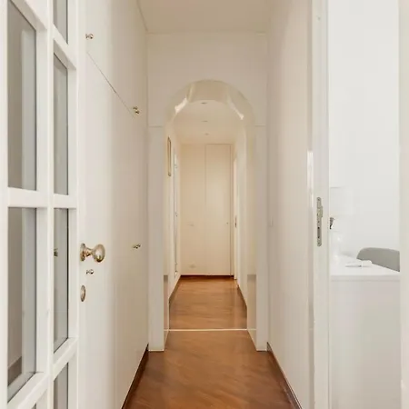 La Dolce - Elegant Retreat In The Heart Of Lägenhet *